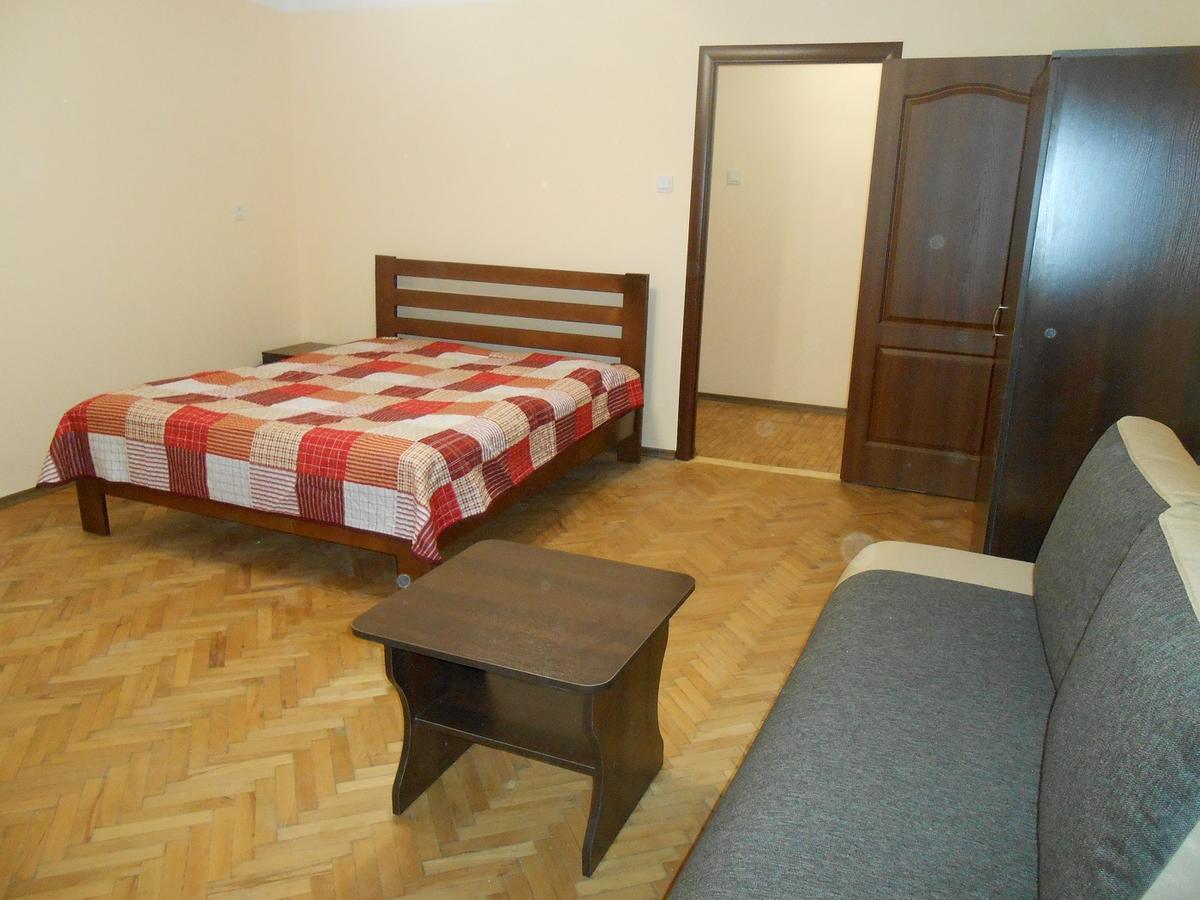 Квартира В Центрі На Вулиці Вірменській 12 Є Дві Спальні Двуспальні Ліжка Львов Экстерьер фото